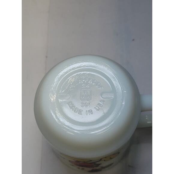 Vintage Mickey Mouse Pepsi Mug, Disney Anchor Hocking Milk Glass 80s - Picture 5 of 5